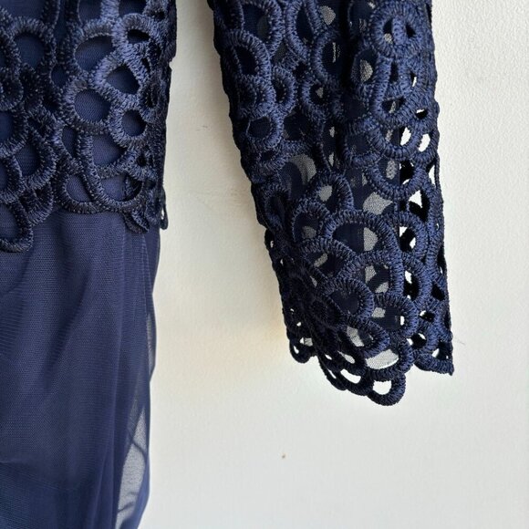 NWT Tadashi Shoji Formal Gown Size 6 Navy Blue Long Sleeve Floral Lace Bodice - Picture 11 of 16